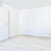 Rouen rive droite  CHU A vendre cet appartement duplex de 84 m2 avec trois chambres et un bureau neuf avec terrasse de 16 m2.