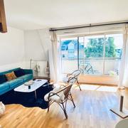 A vendre  à acheter Rouen  rive droite Saint Gervais cet appartement duplex  en très bon état de 75 m2 avec ascenseur , balcon,  parking protégé et cave.