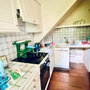 A vendre Rouen rive droite gare, cette maison de ville de charme de 75 m2 hab avec petit extérieur arboré.