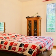 chambre avec rangement