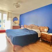 A vendre MAISON INDEPENDANTE DE PLAIN PIED 190M2 HAB 4 CHAMBRES POSS 5 GARAGES JARDIN CALME SUD 