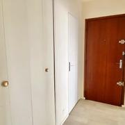 A vendre cet appartement  idéal  en investissement locatif,  T 2  de 44 m2  se situe au calme avec balcon , cave et parking .