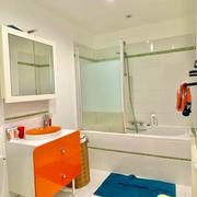 Original appartement duplex ,esprit contemporain, de 160 m2  habitable avec  2 parkings  et cave