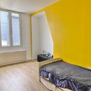 Original appartement duplex ,esprit contemporain, de 160 m2  habitable avec  2 parkings  et cave