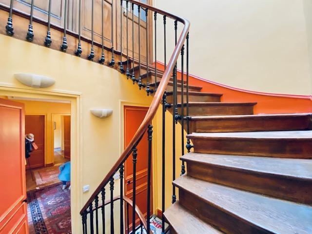 A acheter, à vendre Rouen gare cet appartement duplex de charme ancien en très bon état avec cave voutée.