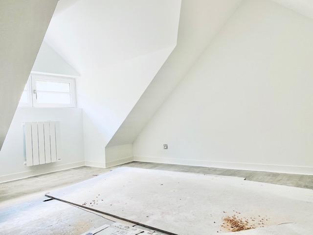 Rouen rive droite  CHU A vendre cet appartement duplex de 84 m2 avec trois chambres et un bureau neuf avec terrasse de 16 m2.