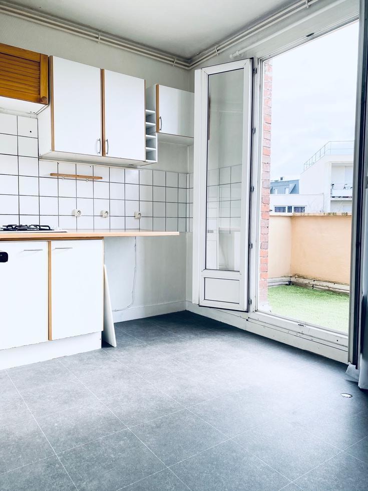 A vendre Rouen saint sever à vendre appartement T1 bis avec cave.