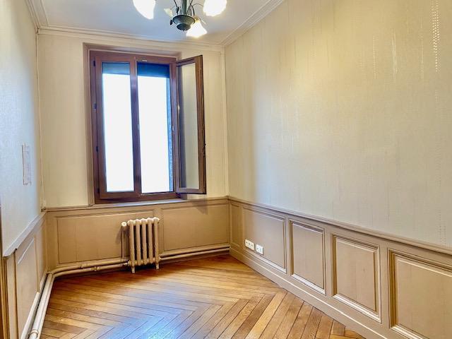 appartement ancien avec vue dégagée calme plein sud