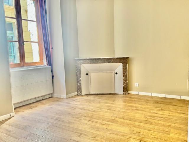 Les informations sur les risques auxquels ce bien est exposé sont disponibles sur le site Géorisques:   https://www.georisques.gouv.fr  DELAITRE IMMOBILIER "LE CONSEIL SERIEUX"